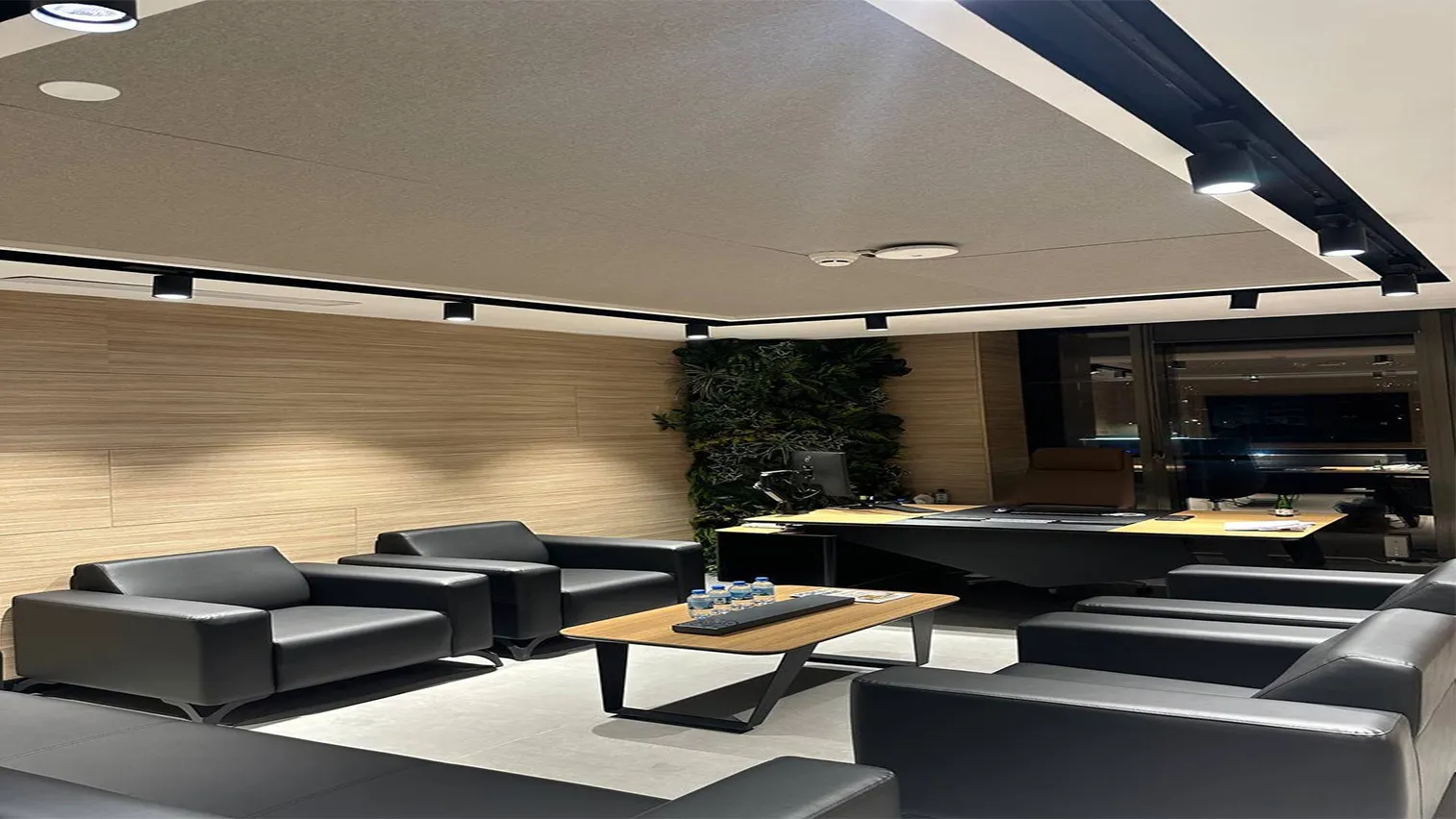  Q Yatırım Bankası Genel Müdürlük Ofisi
 | Effect İzmir | Mimarlık ve Mühendislik İzmir